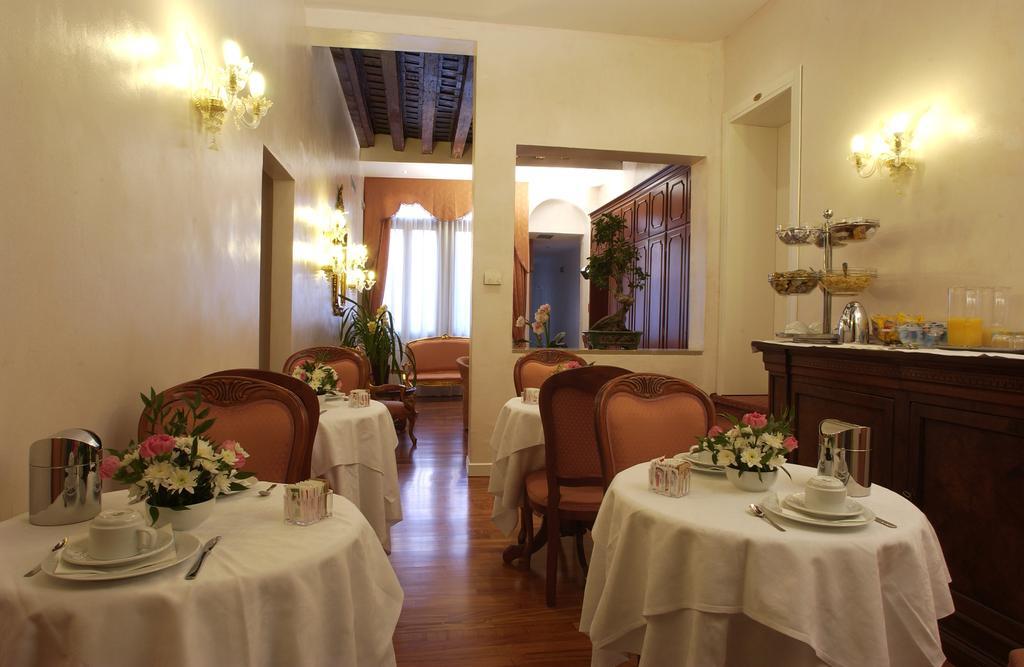 Hotel Locanda Canal Venedik Restoran fotoğraf